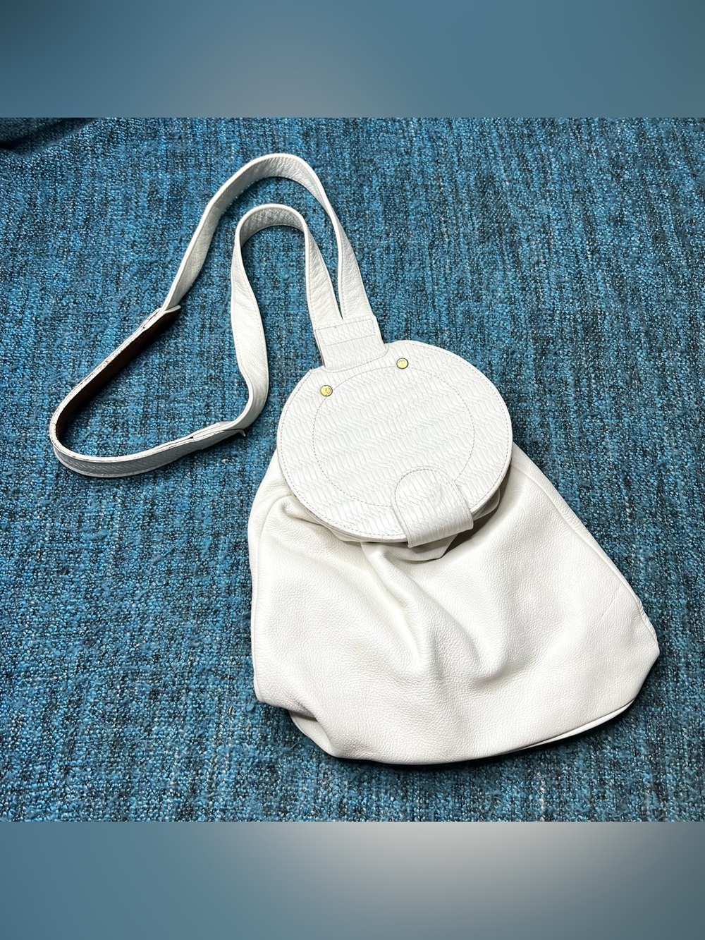 Vintage 90s Maxx New York White Leather Bucket Saddle Bag Boho Y2K RARE